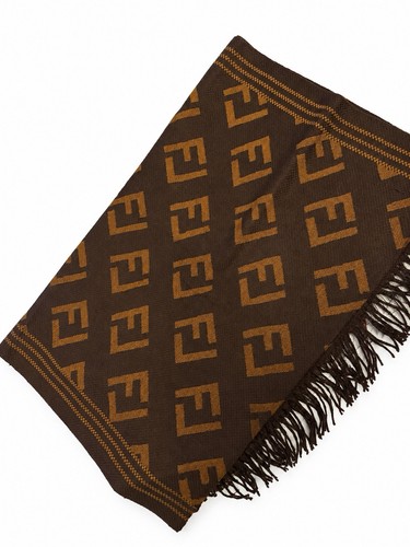 Eleganter xxl schal mit - eleganter, xxl-schal
